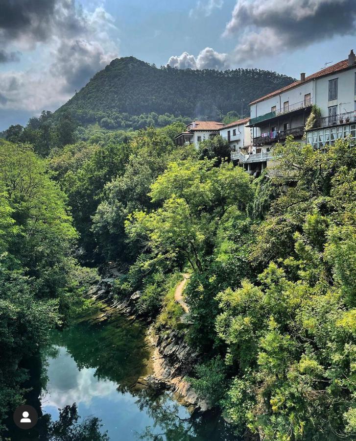 Hdec Hosteria De Castaneda Alojamiento Turistico Puente Viesgo Eksteriør bilde